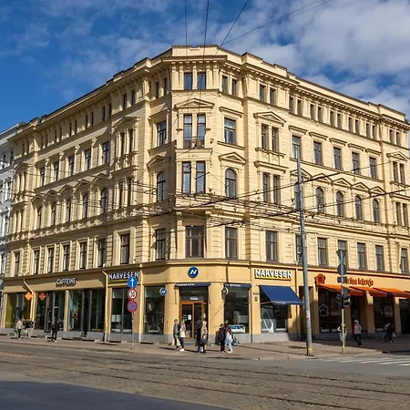 Merkela In The Center With Balcony Appartement *